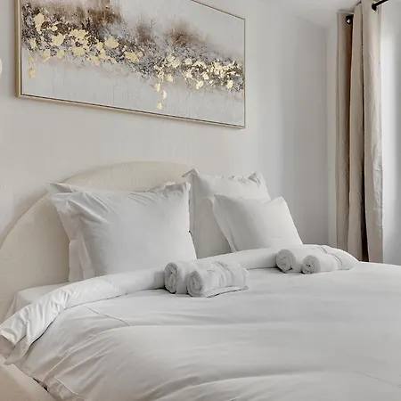 Cozy And In Share Save Lejlighed Paris